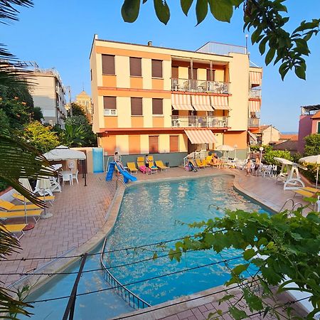 فينالي ليغوري Residence Olivotti المظهر الخارجي الصورة